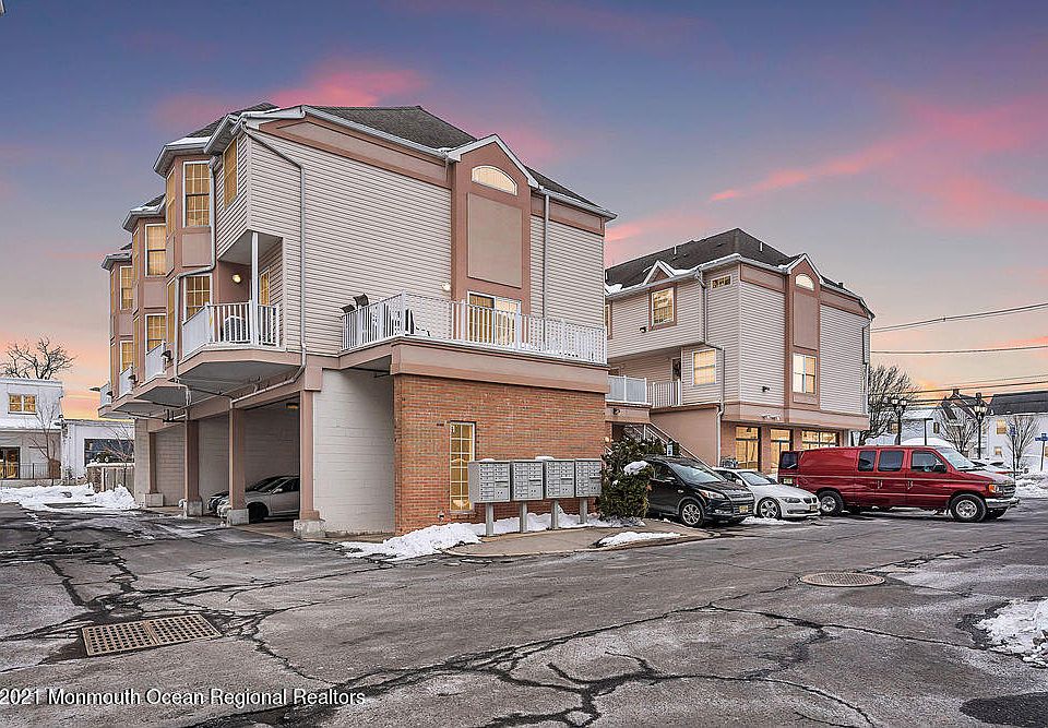 1st image of 109 Adamecs Way #9