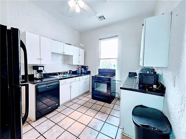 3935 Coliseum St — Photo 13