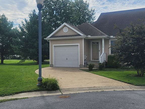 2nd image of 1064 Caravan Way