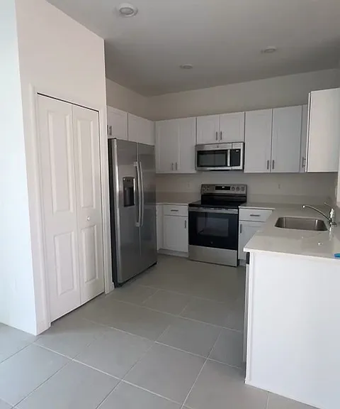 9892 Allendale St — Photo 31