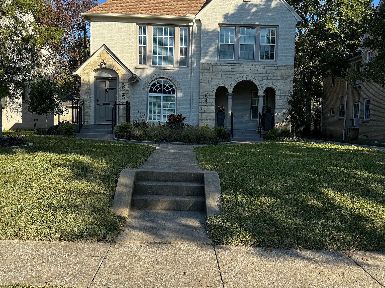 2 bed, 1600 sqft, $3,400 — Photo 1