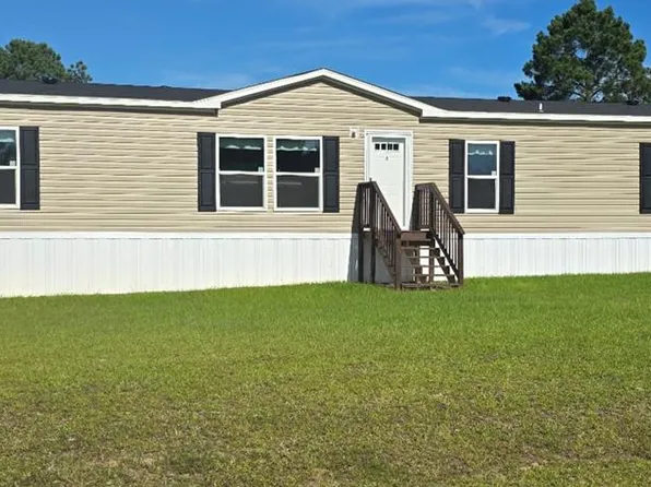 251 Bartlett Loop, Headland, AL 36345