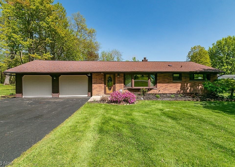 1st image of 10925 Henning Dr