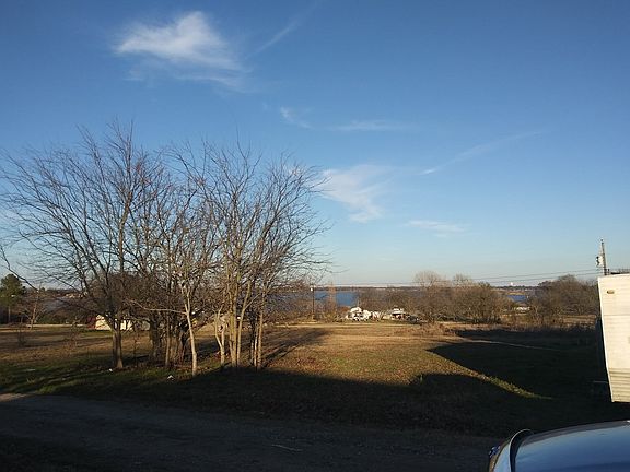 3rd image of 445 Hillside Dr