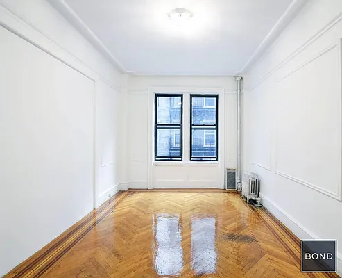 Rented by Bond New York | media 15