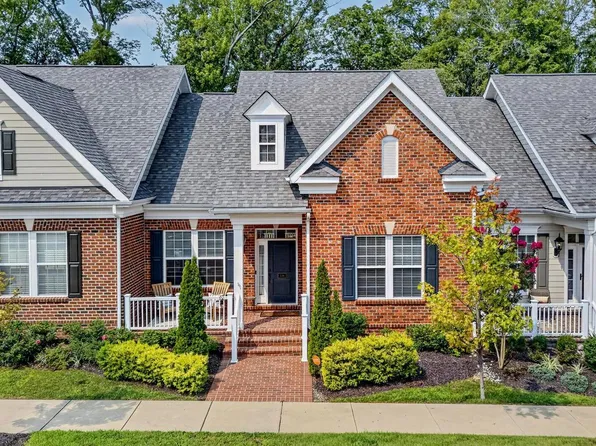 376 Buckeye Cir, La Plata, MD 20646