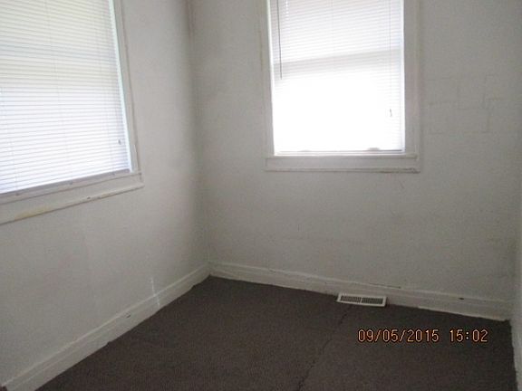 3rd image of 6N988 Wabash Ave #A