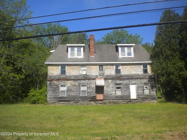 1570 State Route 307, Dalton, PA 18414