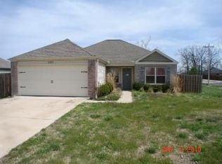 2317 S 12th Pl, Rogers, AR 72758