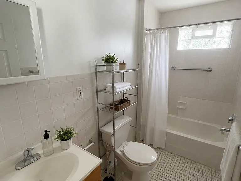 820 Wynnewood Rd #1 — Photo 8