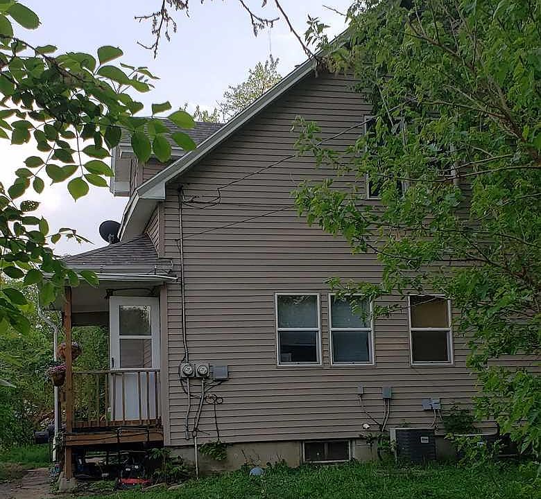 2nd image of 3419 Orleans Ave