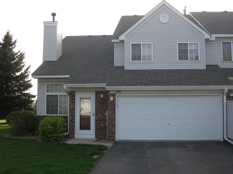 1987 N Ruby Ct — Photo 1