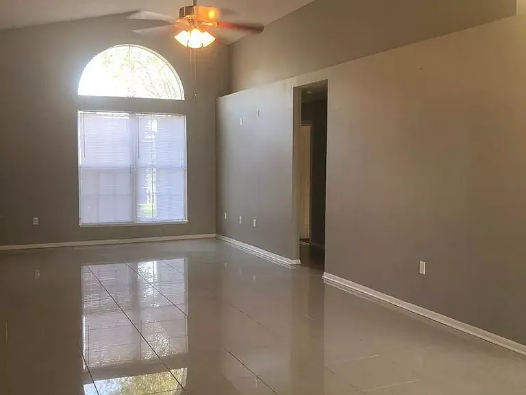 11382 Aston Hall Dr S — Photo 7