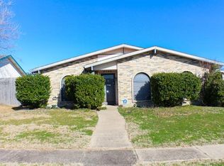 2709 Flagstone Dr, Garland, TX 75044