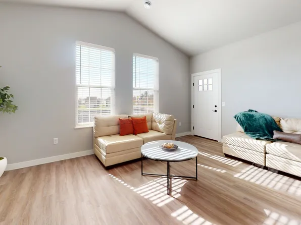 Autumn Wood - 624 (Building 1), 624 Autumn Wood Pkwy #F, Deerfield, WI 53531