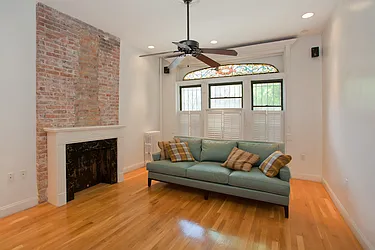 Sold by Avenue Sotheby's International Realty