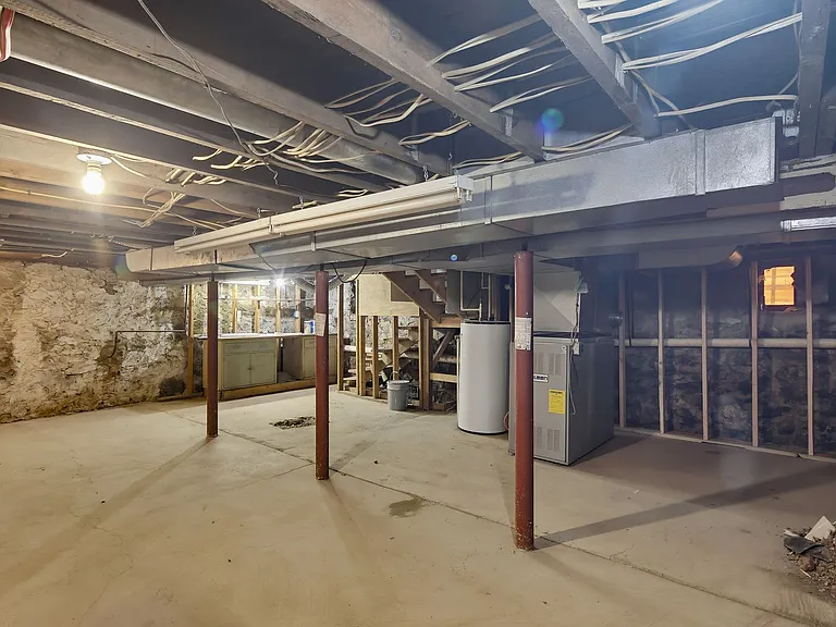 837 Virginia Ave — Photo 33