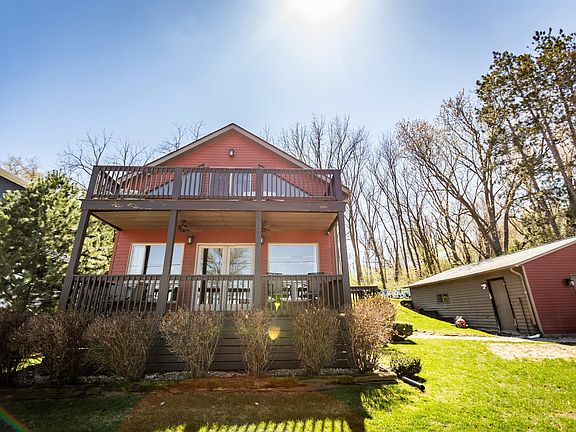 2nd image of 1506 E Koshkonong Dr