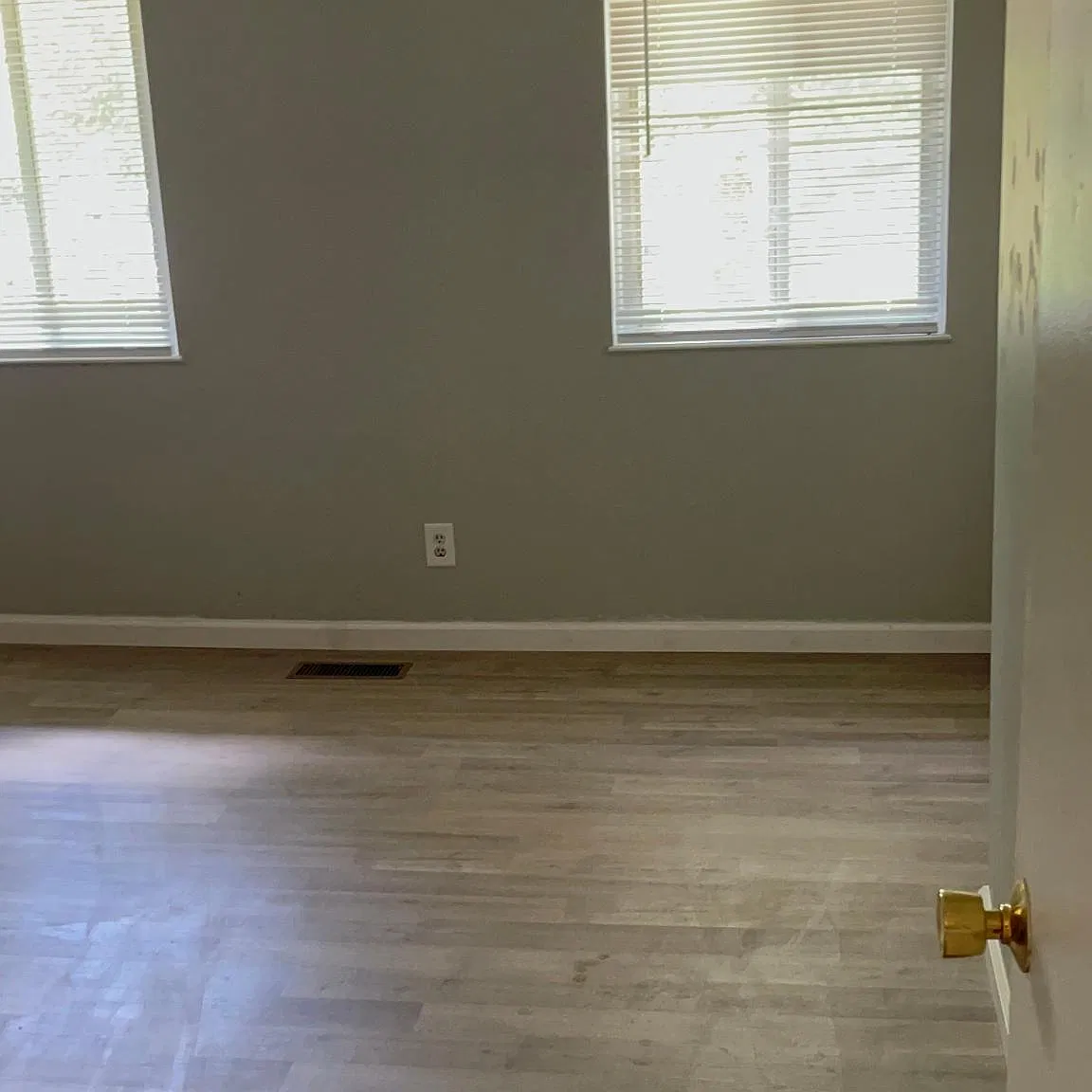 3608 Kenbrooke Ct — Photo 1