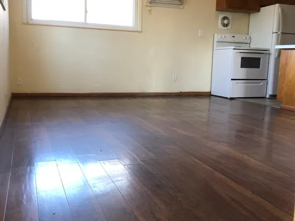 1700 W McCord St #A, Centralia, IL 62801