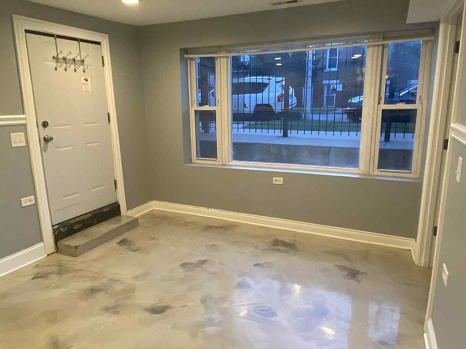 1st image of 2337 S Sacramento Ave #1