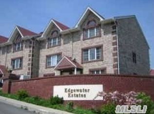 11422 Dalian Ct FL 2, College Point, NY 11356