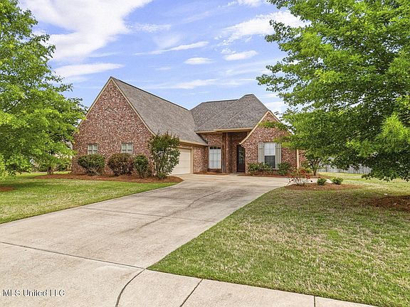 4th image of 135 Eagles Nest Cir