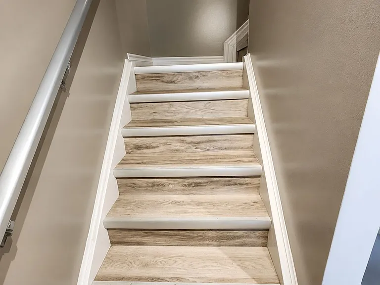 40 Fairfax Ct #17 — Photo 8