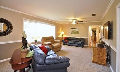 2nd image of 2500 Douglas Dr