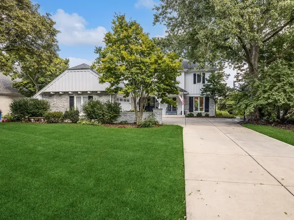 4831 Johnson Ave, Western Springs, IL 60558