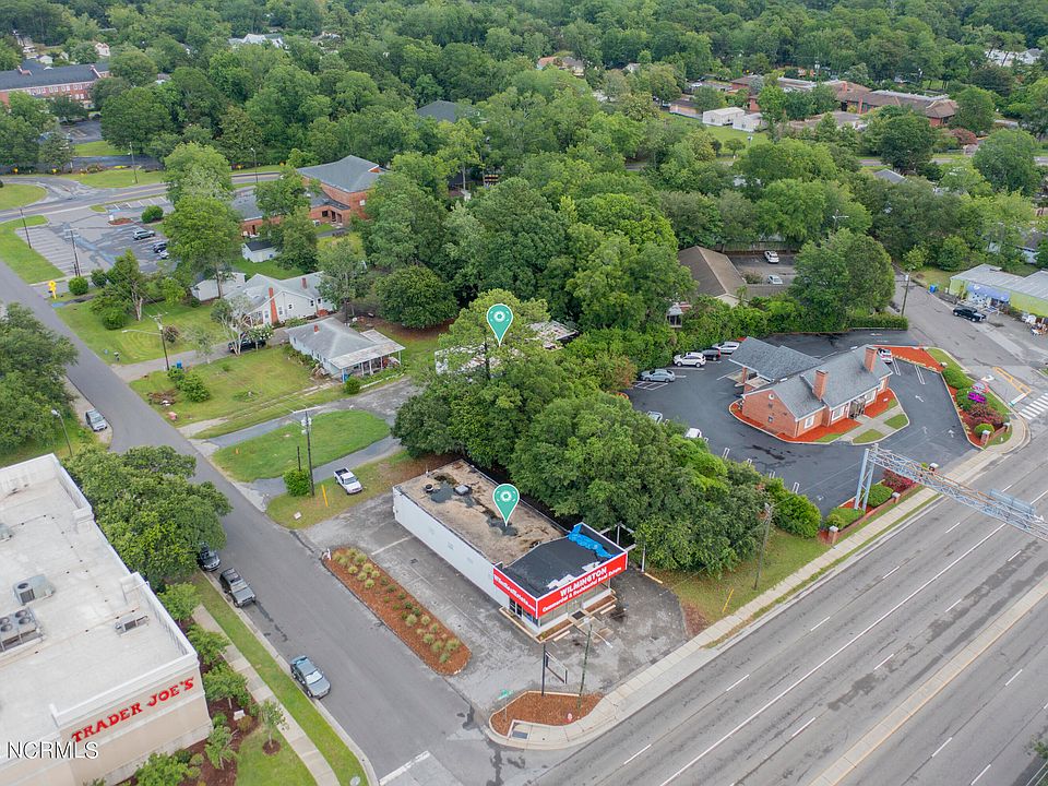 1st image of 4701 Oleander Dr