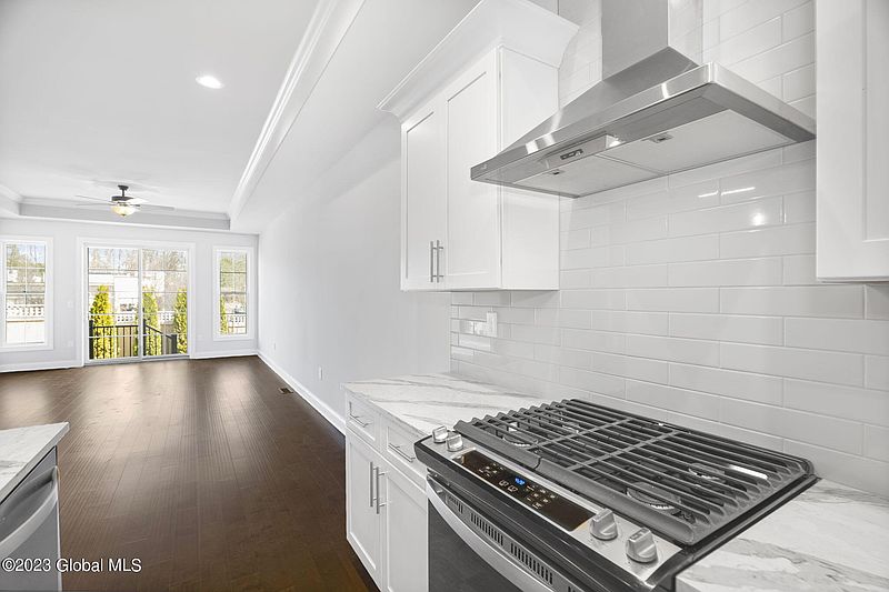 5th image of 78 Cambridge Way