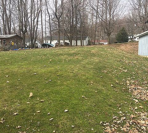4th image of 442 Woodlawn Ave