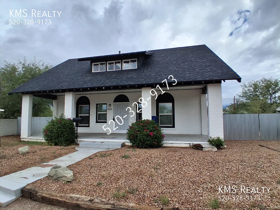 1531 E Grant Rd