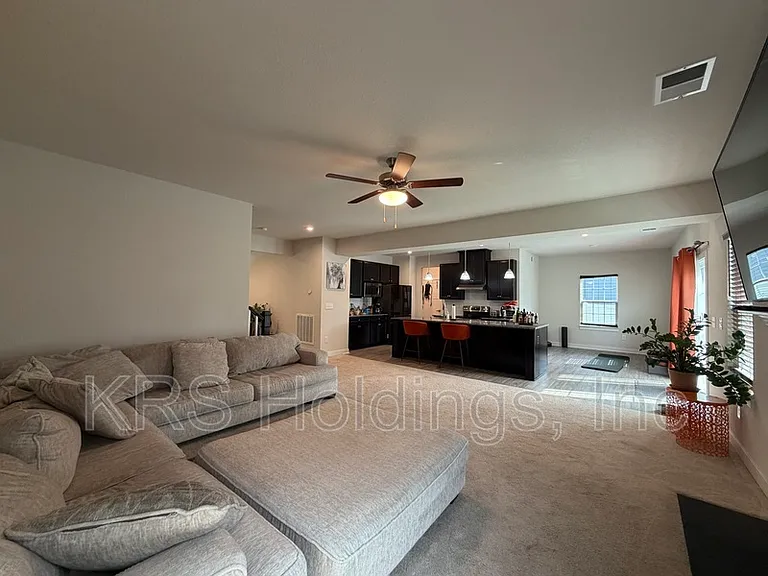 1730 Watershed Ct — Photo 6