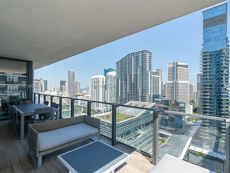 88 SW 7th St #2401 — Photo 41