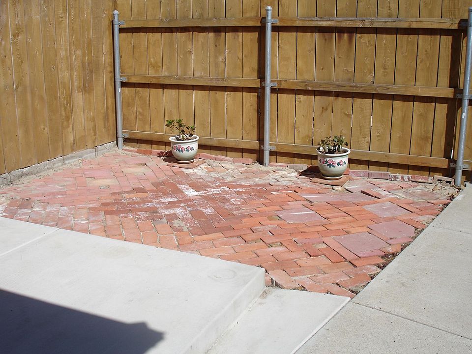 1st image of 4216 Swift Ave