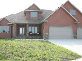 4509 Allyson Ct, Moorhead, MN 56560