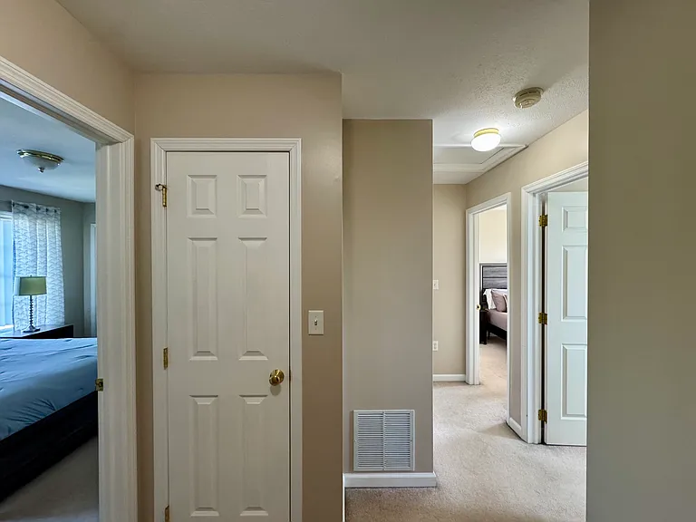 212 Birchtree Ct — Photo 20