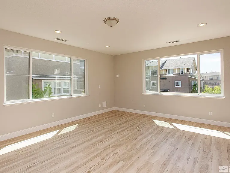 2700 Dana Kristin Ln — Photo 25