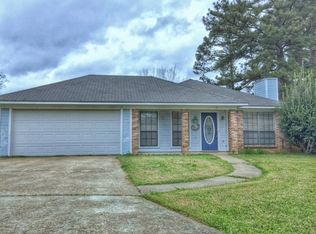 11 Riverview Cv, Jackson, MS 39272