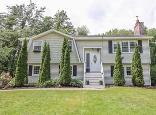 11 Clay St, Merrimack, NH 03054