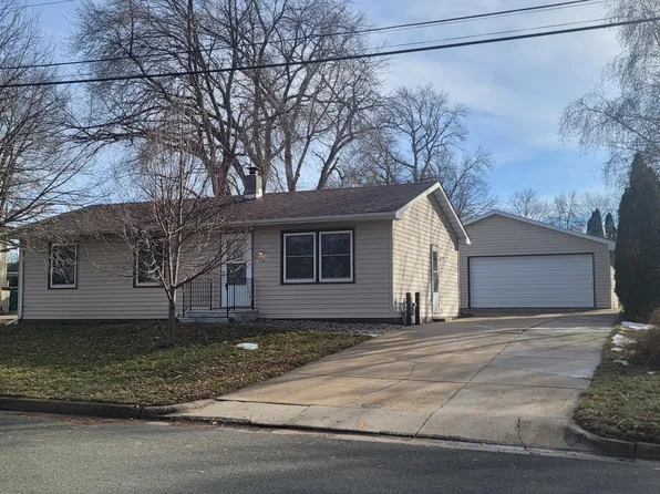 150 Linhart Ave W, Dassel, MN 55325