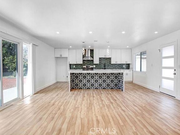 2nd image of 7943 McLaren Ave Unit 1