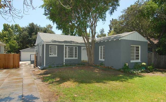 1st image of 810 Oakdale Ave