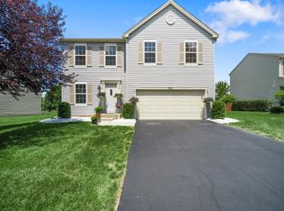 350 Dartmoor Ave, Romeoville, IL 60446