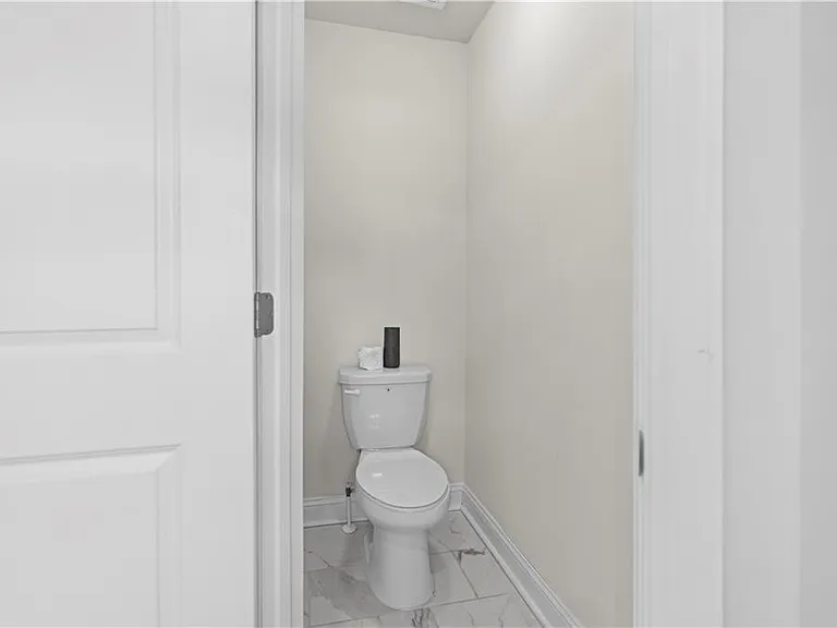 2042 Violet Ln — Photo 52