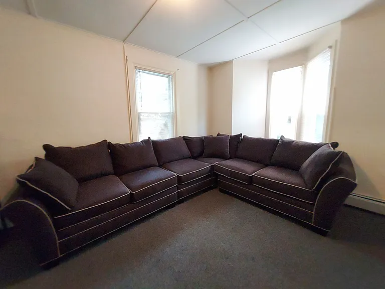 125 Highland Pl #3 — Photo 3
