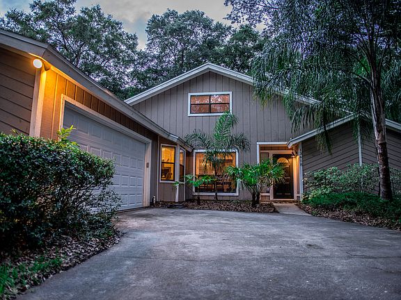 2nd image of 13618 Picarsa Dr