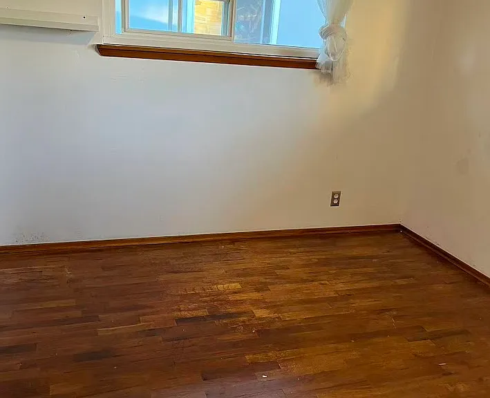 8508 S 117th Pl — Photo 4